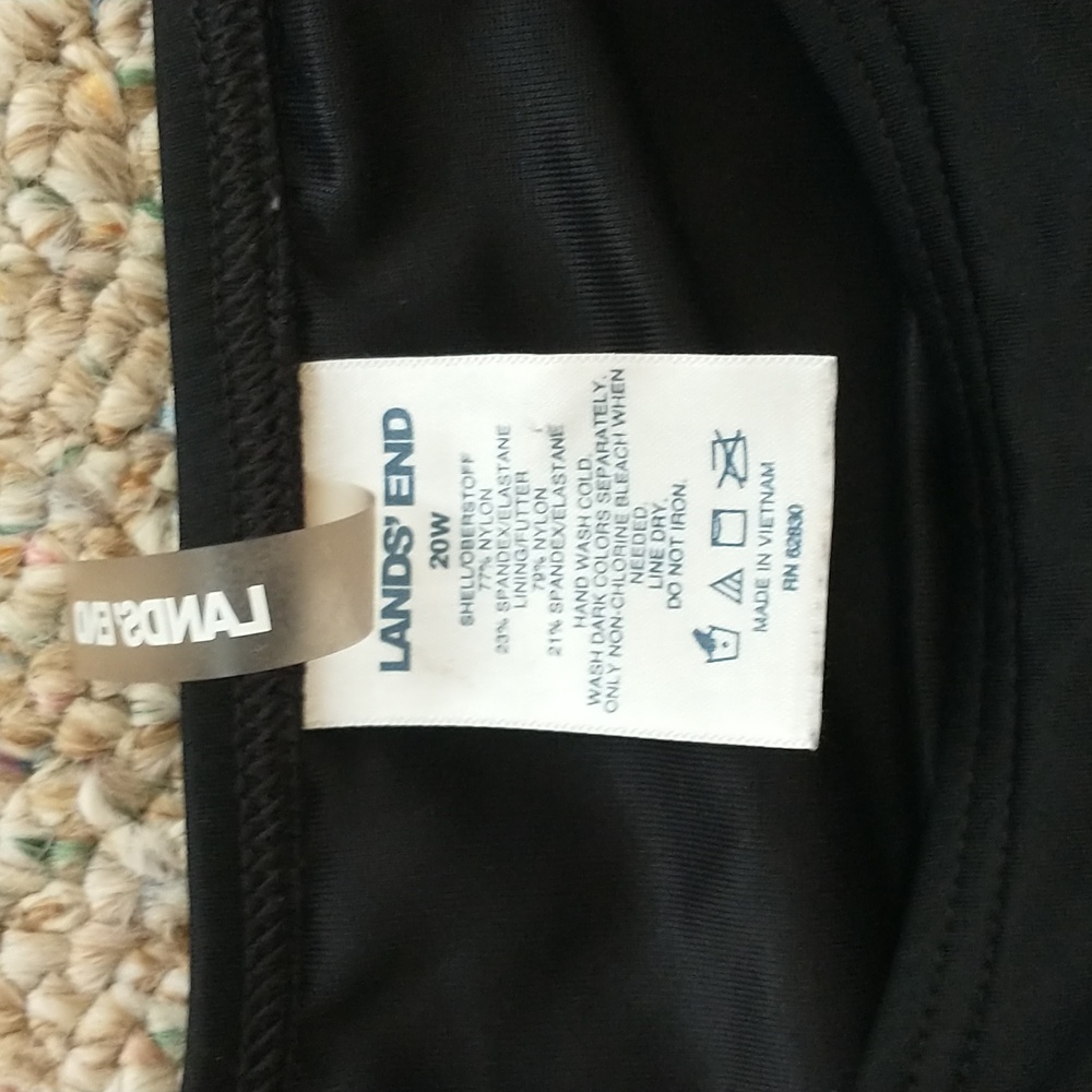 Lands' End High Neck Black Tankini Swim Top 20W - Picture 5 of 7